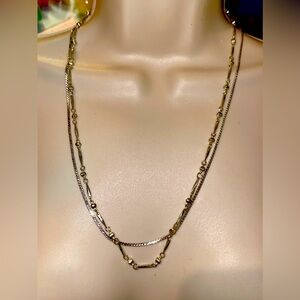 EUC No Brand Bundle of 2 Silver Tone Necklaces. 11" Both Necklaces